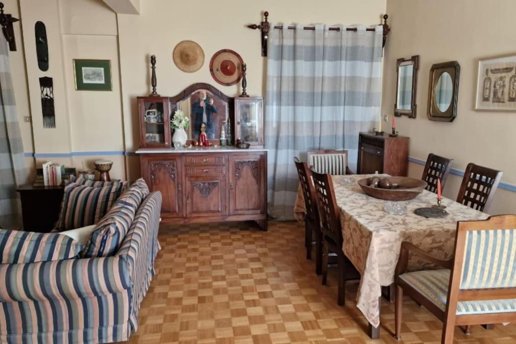 Classic Apartment In กาลามาตา ภายนอก รูปภาพ