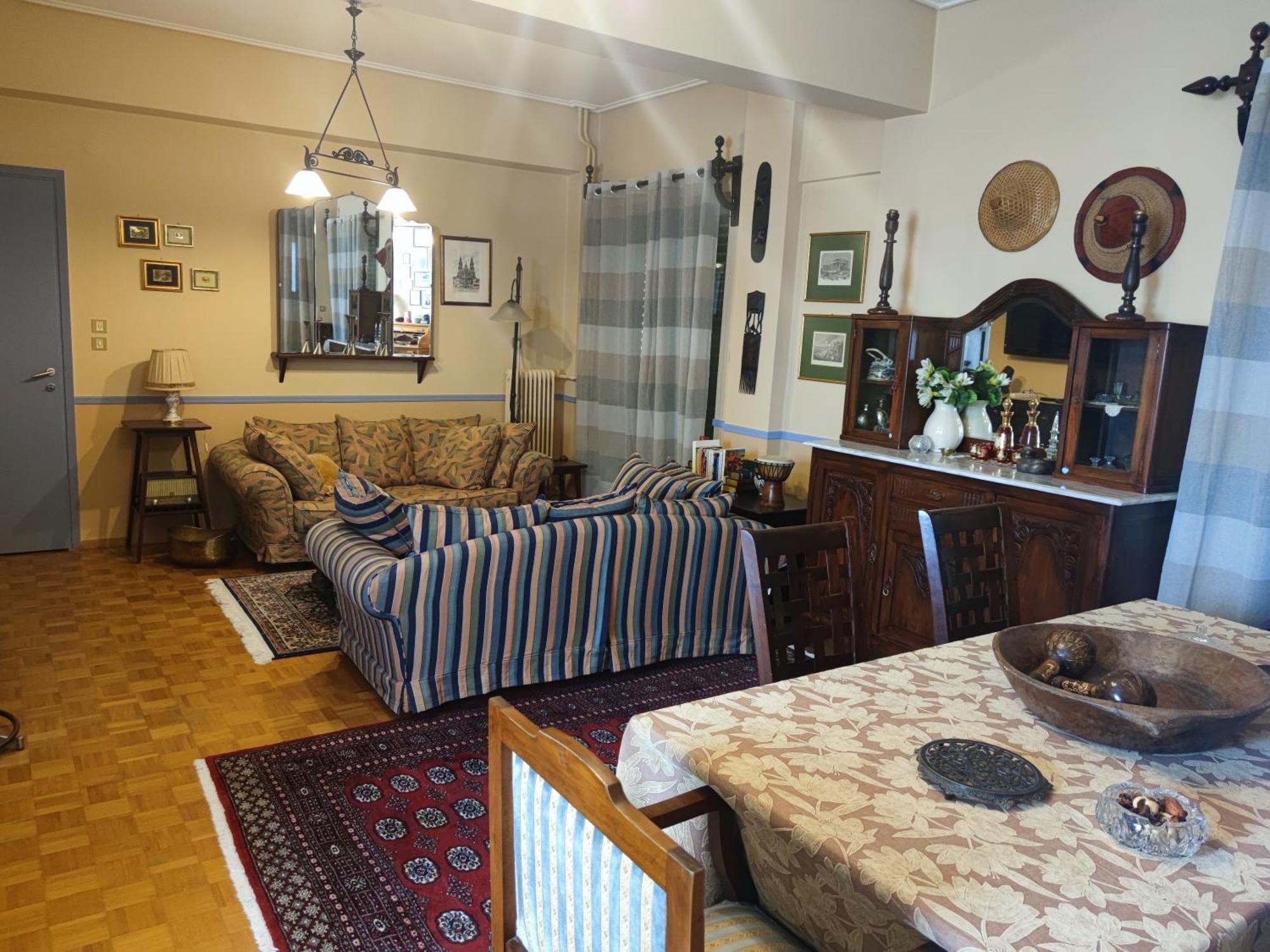 Classic Apartment In กาลามาตา ภายนอก รูปภาพ